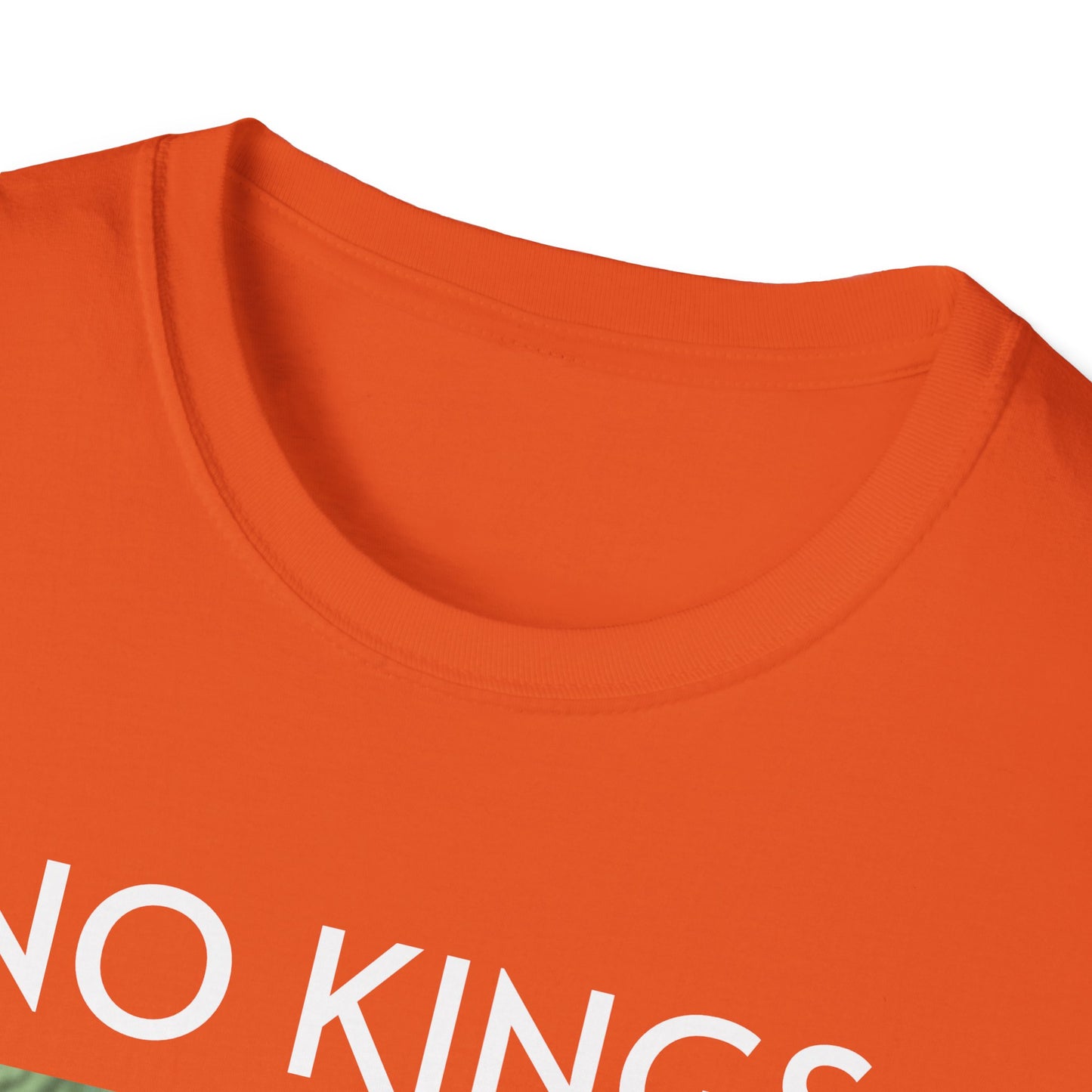 No Kings, Just QOMs - Democracy Enthusiast T-Shirt Keep the QOM's, Ditch the Oligarchy